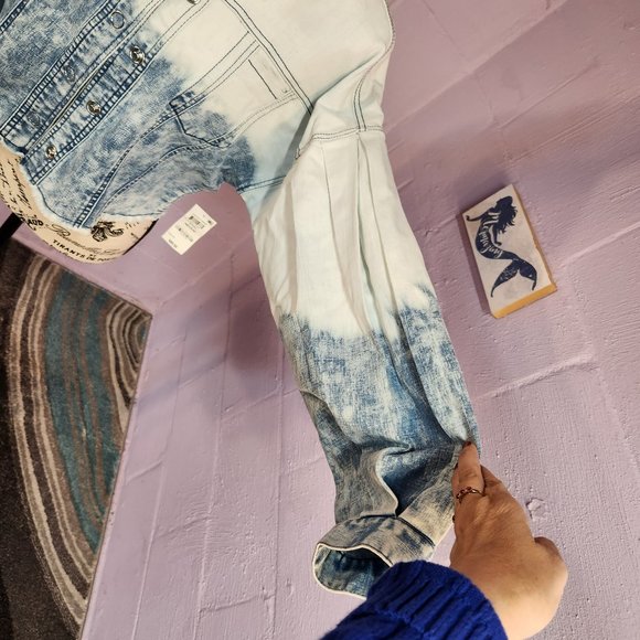 NWT INC Oversized Denim Cropped Jacket - Picture 6 of 12